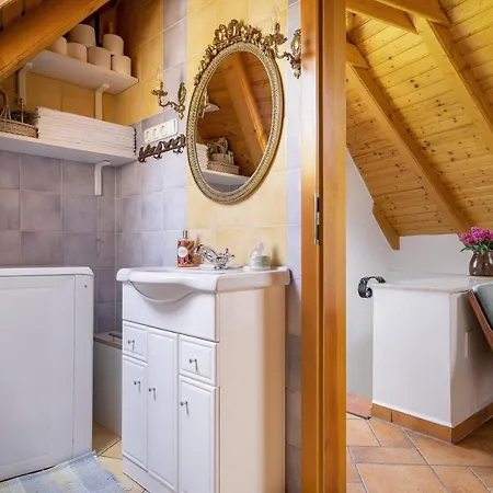 Fuege Haz Daire Balatonalmádi