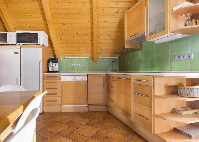 Fuege Haz Appartement Balatonalmádi