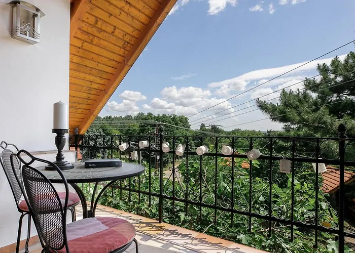 Fuege Haz Appartement Balatonalmádi